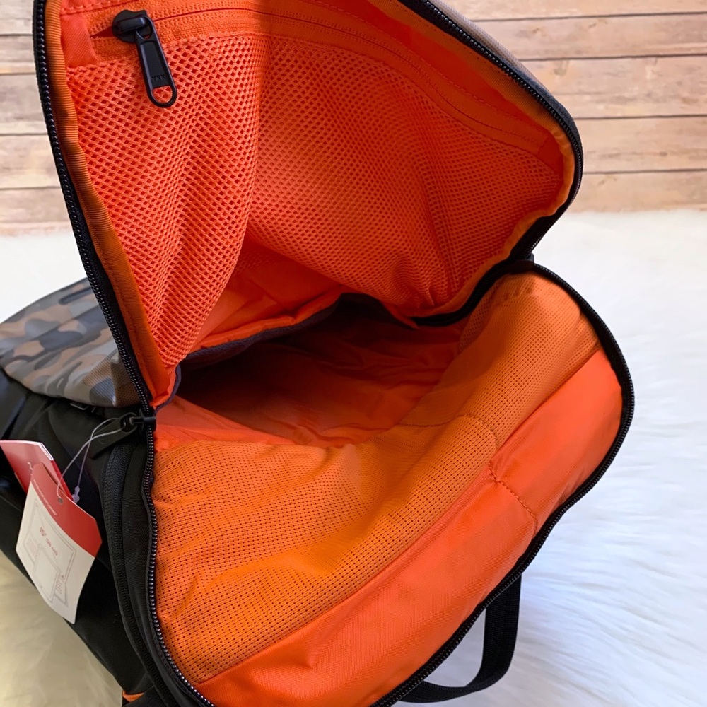 The North Face Kaban Backpack - Picture 7 of 9